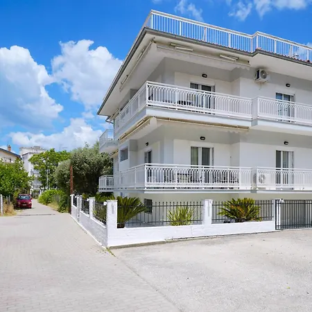 شقة Mythodea لايميناس