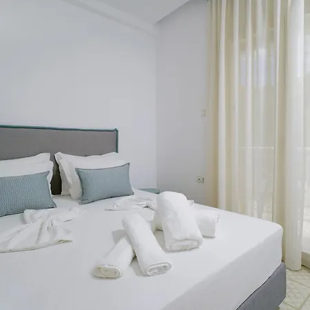 Mythodea アパート タソス